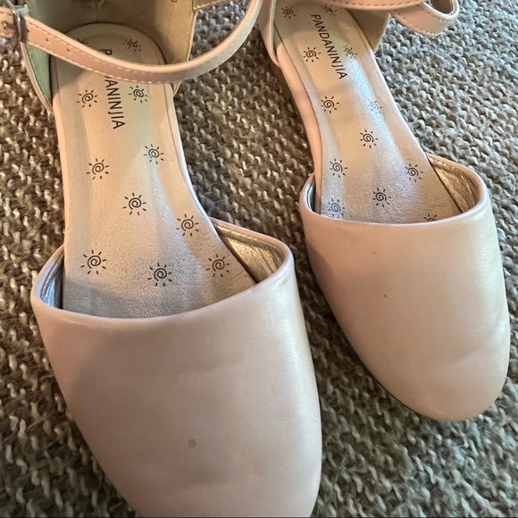 Girls dress shoes - Picture 1 of 3